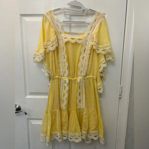 ! Iorane yellow ruffled dress size M